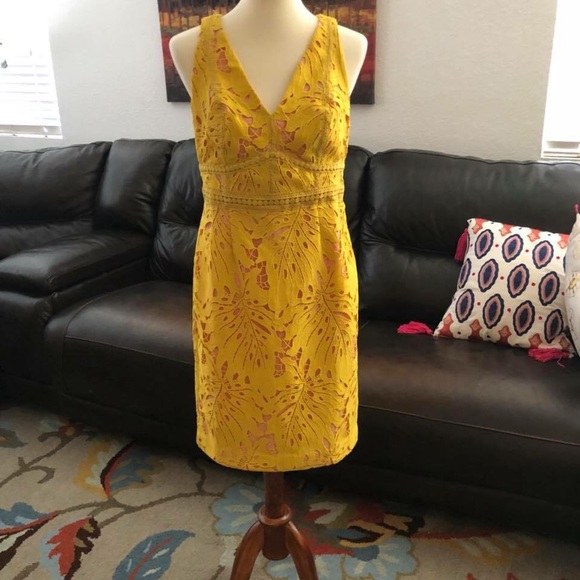 ⭕️Sold⭕️ Gardenia Lace Column Dress by Maeve, 10P - Picture 2 of 3